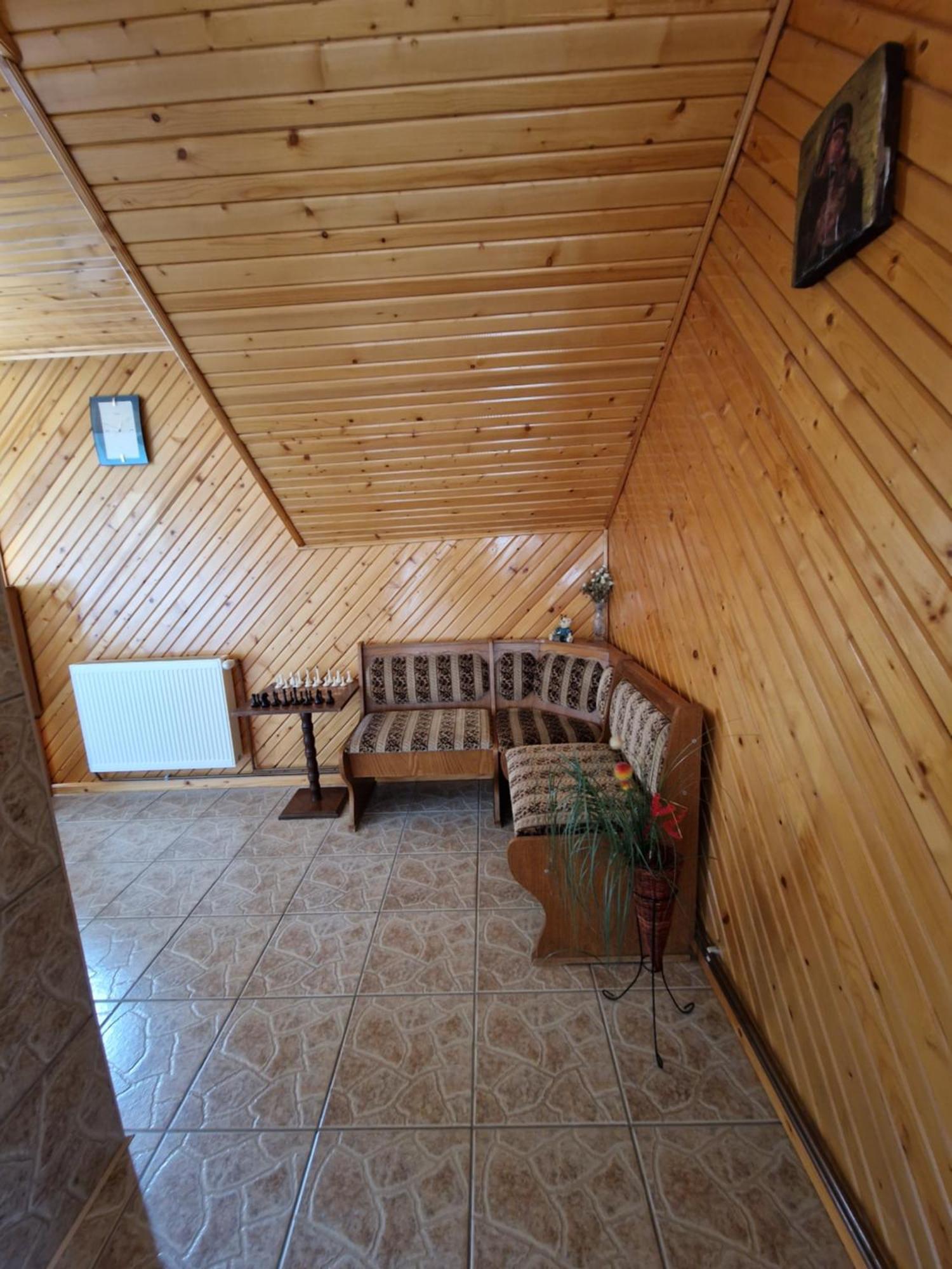 Отель Voro Mold Гура-Гуморулуй Экстерьер фото